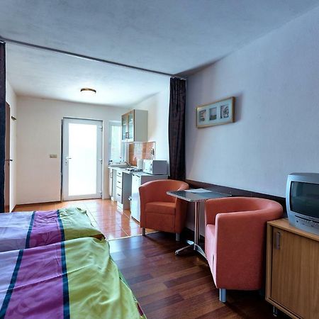 Apartmánový dom RED Hotel Podhájska Esterno foto