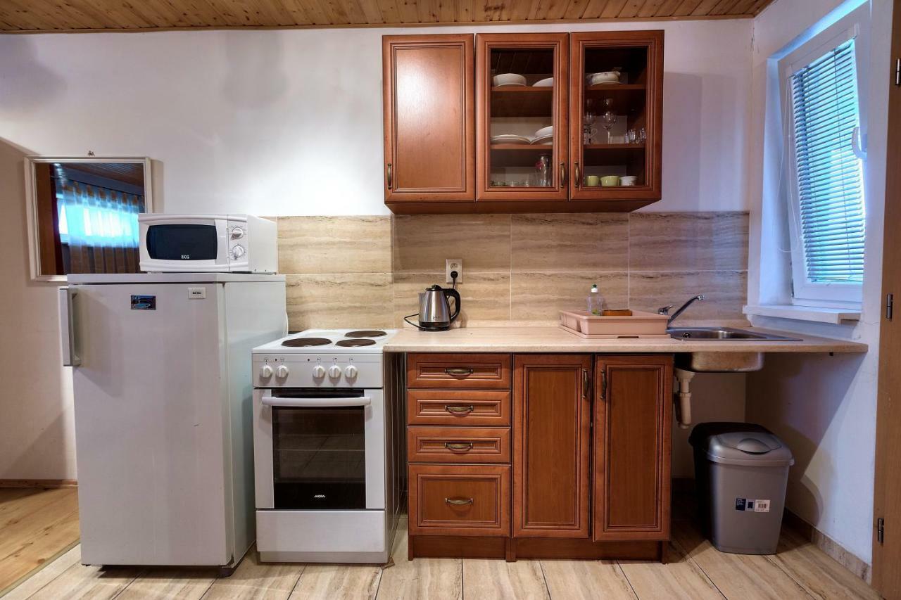 Apartmánový dom RED Hotel Podhájska Esterno foto