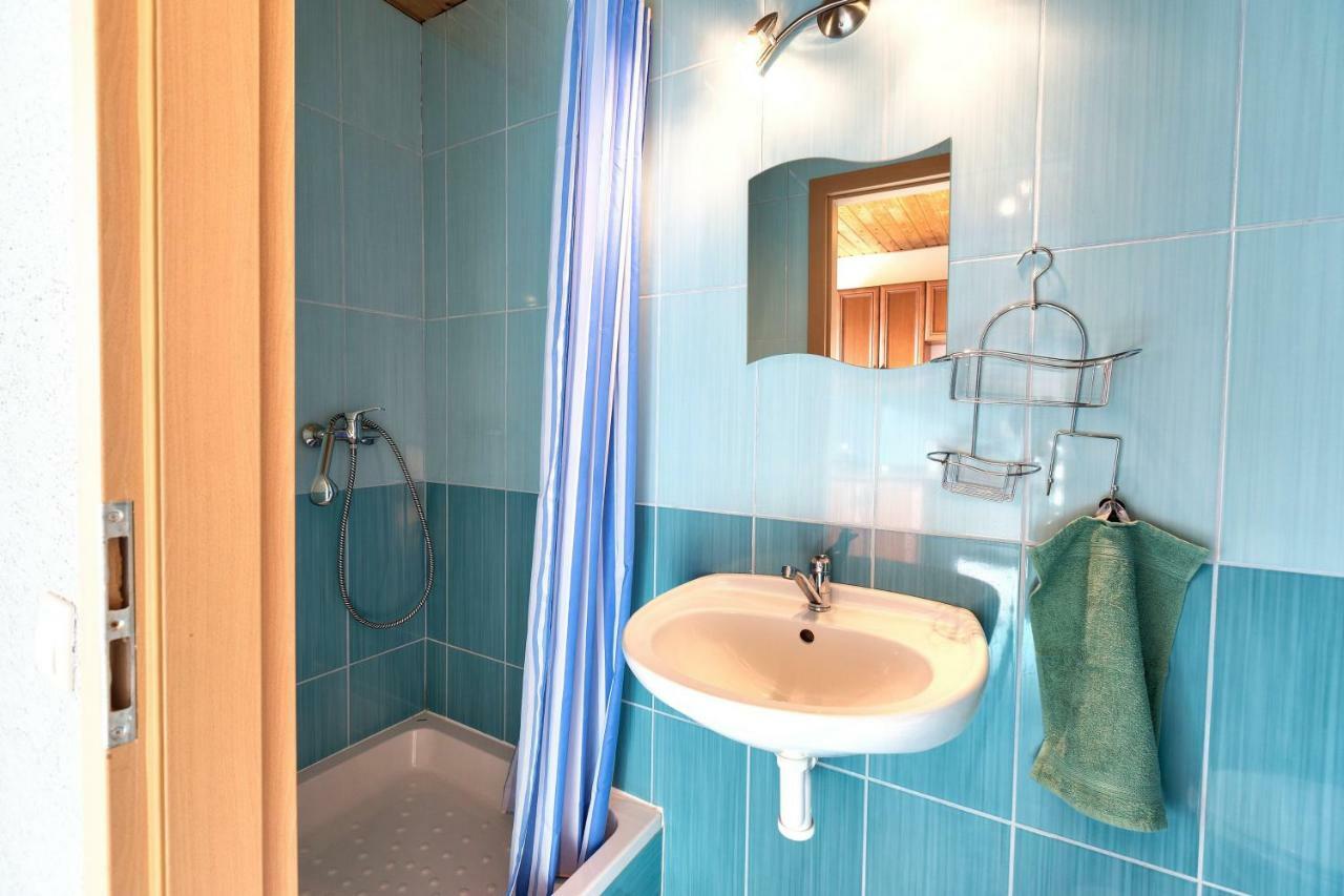 Apartmánový dom RED Hotel Podhájska Esterno foto
