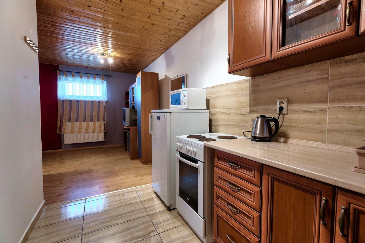 Apartmánový dom RED Hotel Podhájska Esterno foto