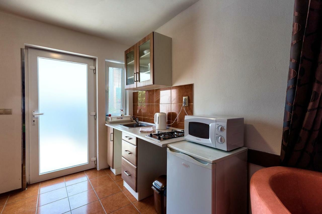 Apartmánový dom RED Hotel Podhájska Esterno foto