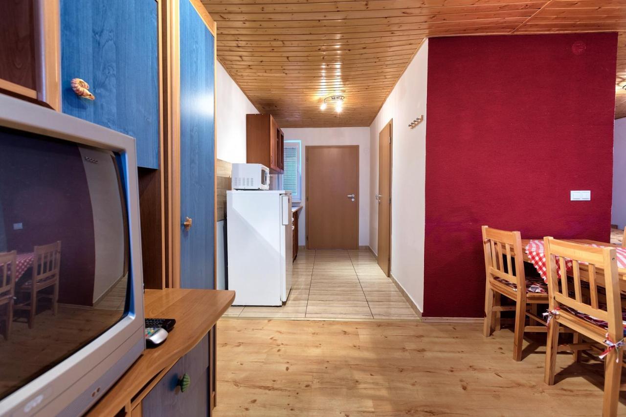 Apartmánový dom RED Hotel Podhájska Esterno foto