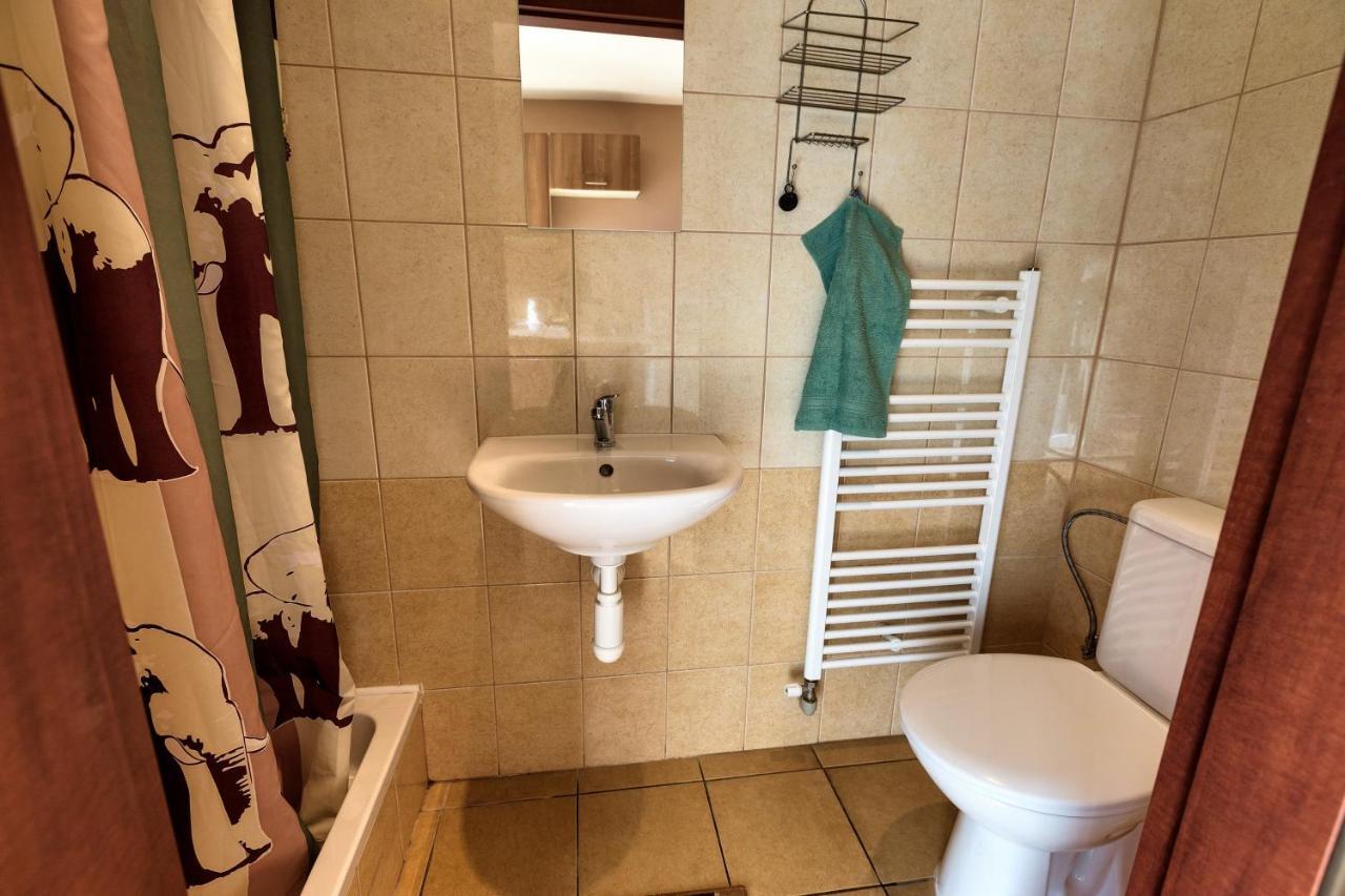 Apartmánový dom RED Hotel Podhájska Esterno foto
